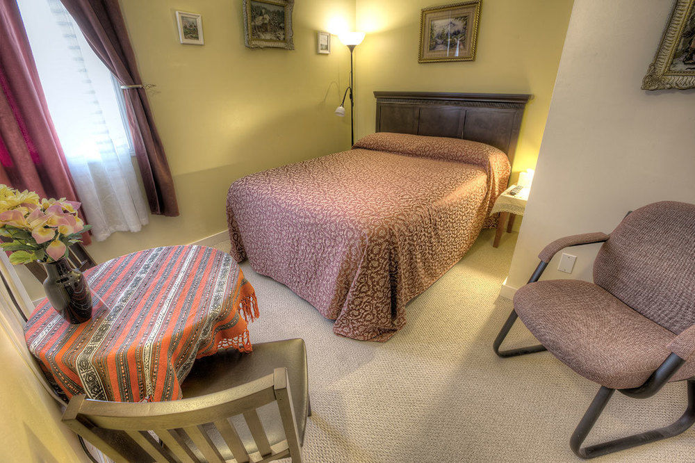 Villa Maria Country Inn Acheson Buitenkant foto